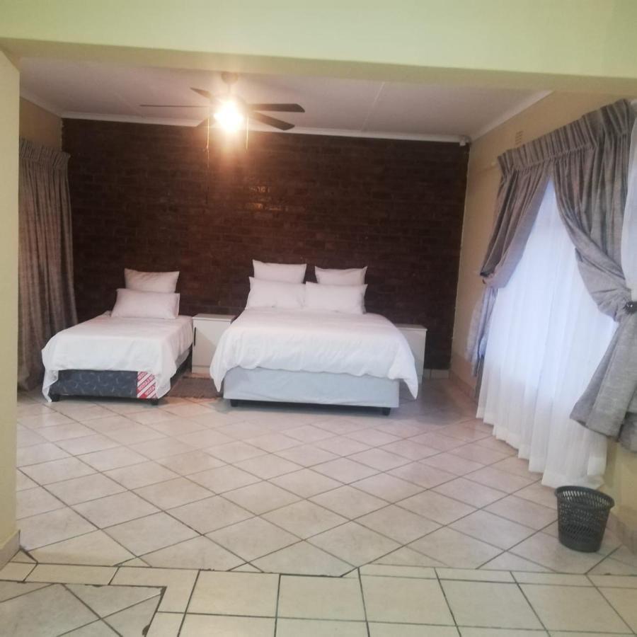 Mandulia Guest House Mbombela Esterno foto